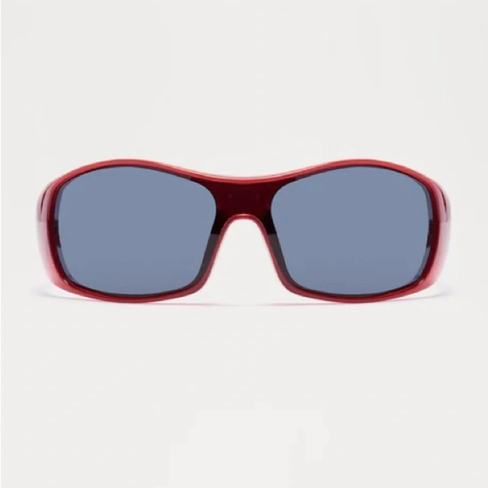 Fashion Nova dark red